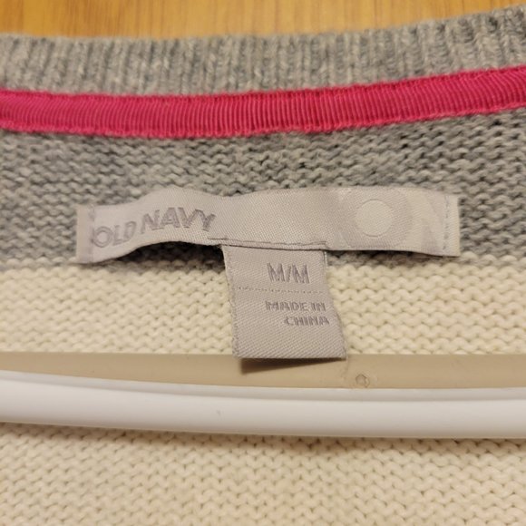 Old Navy V-neck striped sweater (M) - Picture 2 of 3